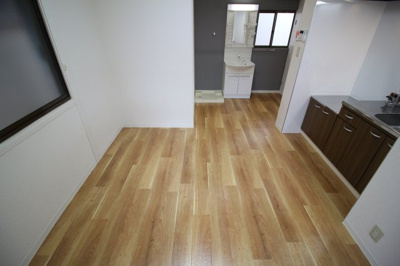 【居間・リビング】 | ソルナ板宿