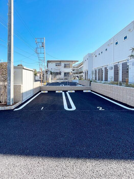 グラナーデ成城学園前Bの駐車場|駐車場