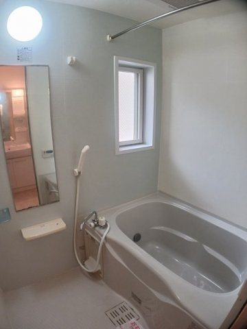 カーサセレノ　弐番館の浴室