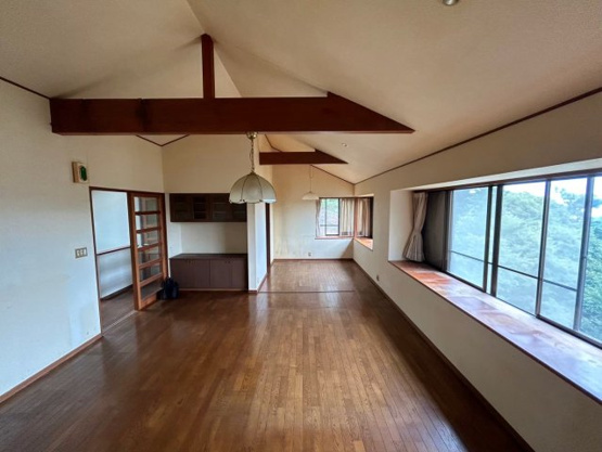 【居間・リビング】 | リゾートパーク伊豆あたがわ　戸建