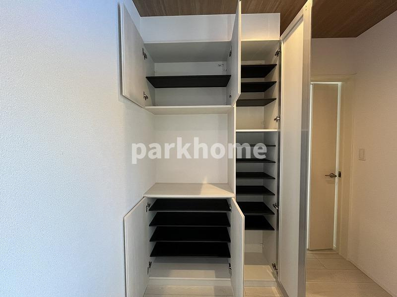 高知市大谷公園町 2期1棟1 新築戸建ての収納