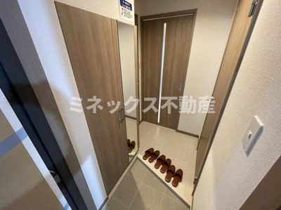 【玄関】 | Vert-segashira-（ヴェール瀬頭） | 同タイプのお部屋の写真。現況を優先します。