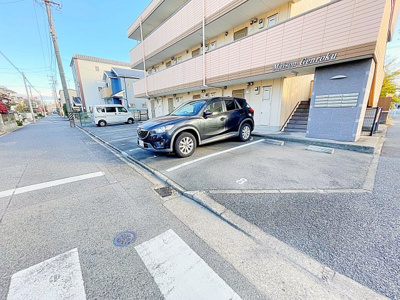 【駐車場】 | メゾン元禄【名古屋市賃貸・バストイレ別】