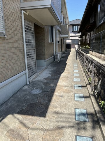 グリーンエクセルⅢのエントランス|通路