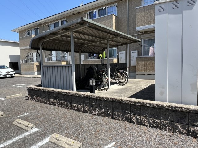 グリーンエクセルⅢのその他共用部分|自転車置場