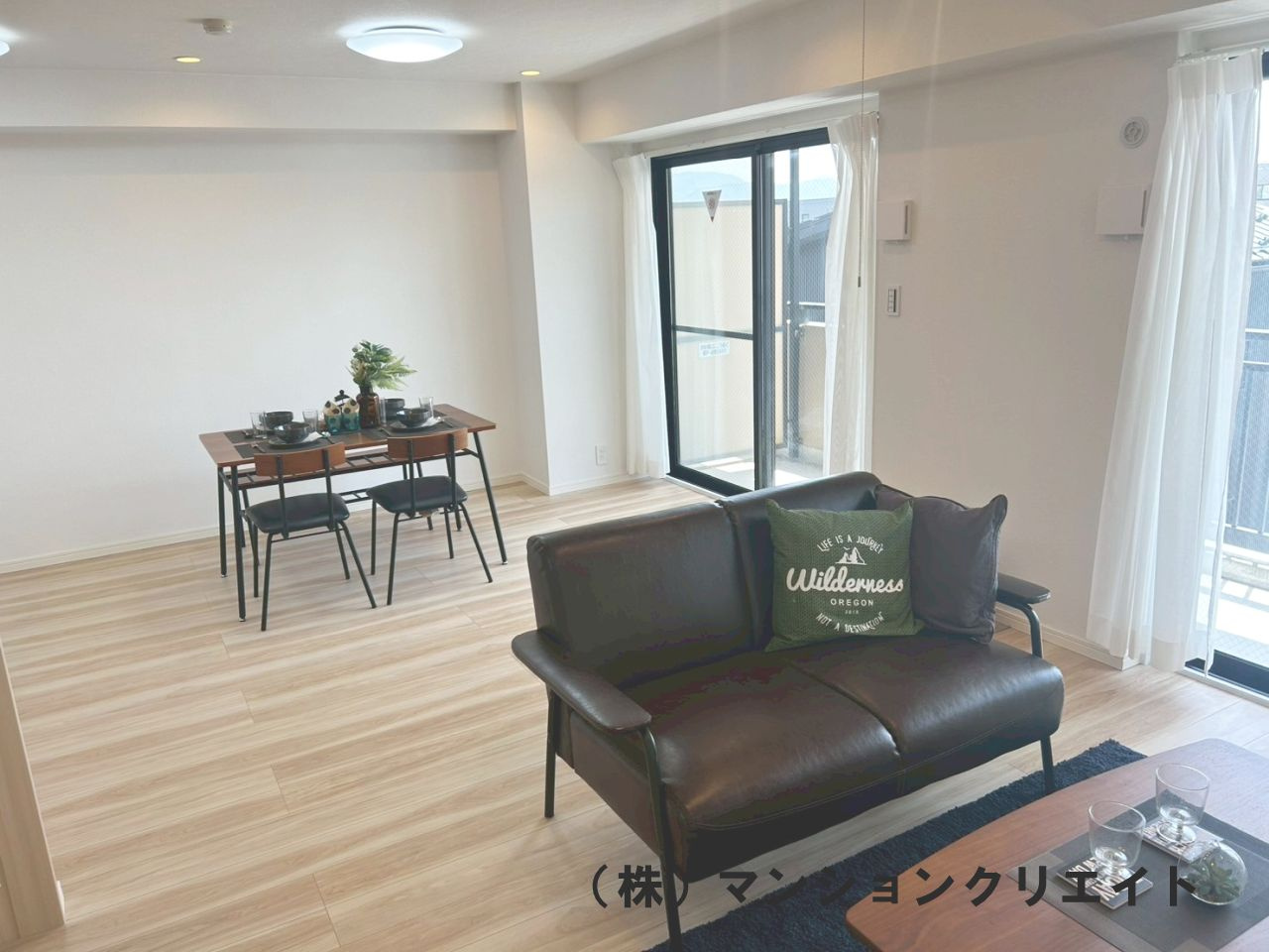 アパガーデンコート西方の居間・リビング|LDK18.5帖