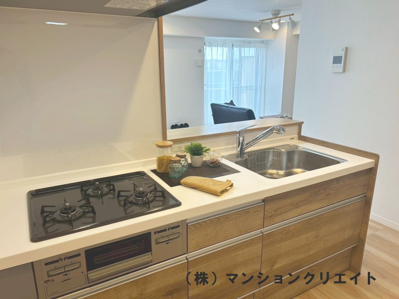 アパガーデンコート西方のキッチン|木目調がかわいいキッチンです