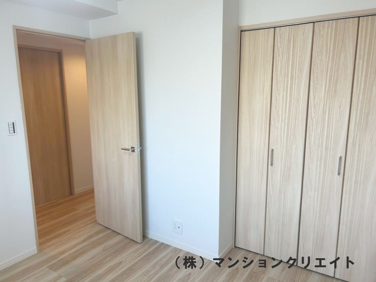 アパガーデンコート西方の洋室|洋室5.6帖