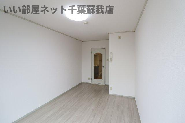 東亜ハーモニー蘇我の寝室|使い勝手のいい寝室です