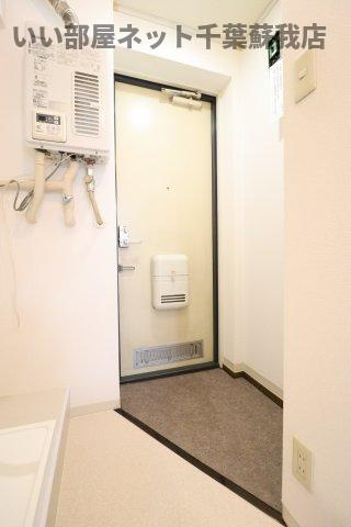 東亜ハーモニー蘇我の玄関|落ち着いた玄関です