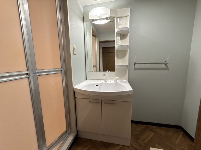 ヴィラプリマベーラの洗面所