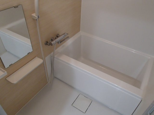 【浴室】 | ヴェスタ菱屋西 | 落ち着いた空間のお風呂です