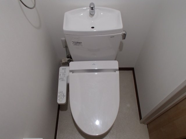 【トイレ】 | ヴェスタ菱屋西 | トイレもきれいです