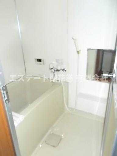 コーポK桜台Ⅰの浴室|追い焚き機能付き