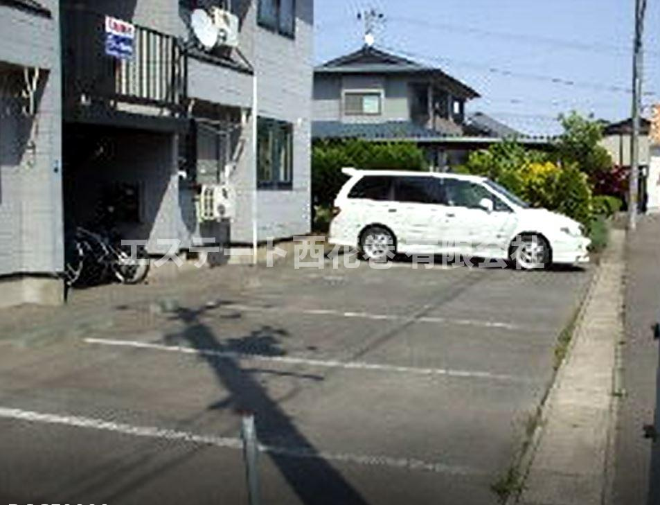 コーポK桜台Ⅰの駐車場