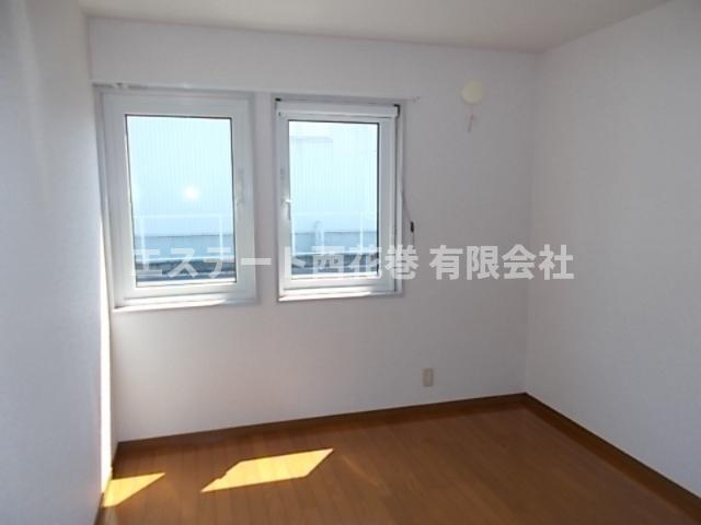 コーポK桜台Ⅰの寝室|南側洋室