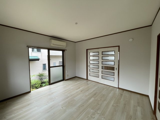 【居間・リビング】 | 長沢1丁目戸建