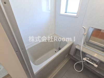 【浴室】 | ＦＬＡＴ ＩＮＮ  ＵＥＳＨＩＯ | 落ち着いた空間のお風呂です