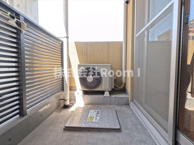 【バルコニー】 | ＦＬＡＴ ＩＮＮ  ＵＥＳＨＩＯ | お洗濯にも便利なバルコニー付き