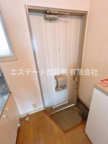 メコノポシスプラドの玄関