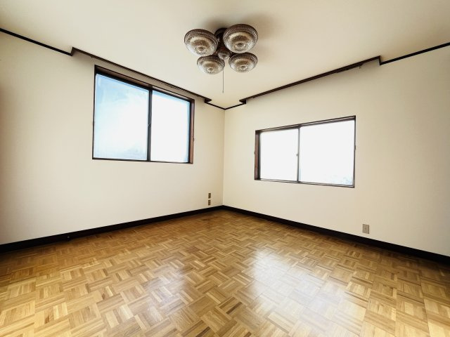 【寝室】 | 本庄市寿2丁目　中古戸建