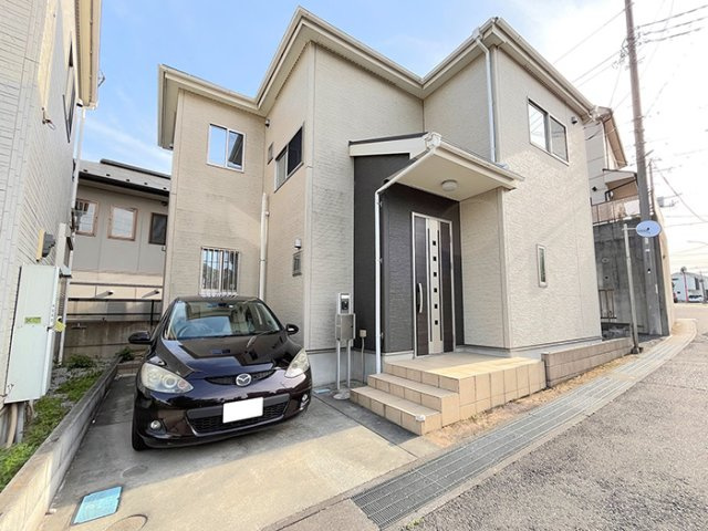 ふじみ野市福岡３丁目の中古一戸建の外観|◇外観◇
平成26年1月築の4LDK再生住宅！角地の為陽当り良好な再生住宅♪　

資料請求やご見学などお気軽にお問い合わせください♪