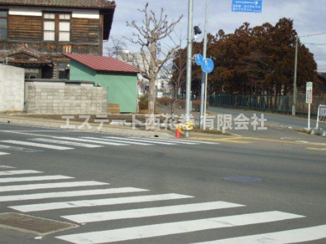 パークハイツカンパネルラの展望|前面道路は交通量があります。