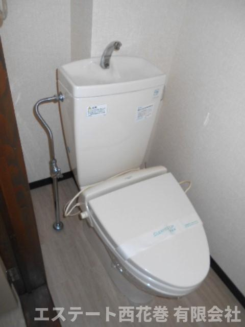 花巻市星が丘１丁目のアパートのトイレ|暖房便座