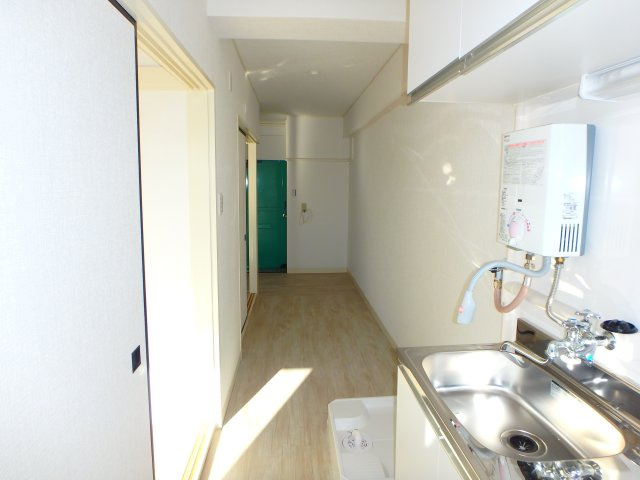 シャンブルドット元住吉のキッチン