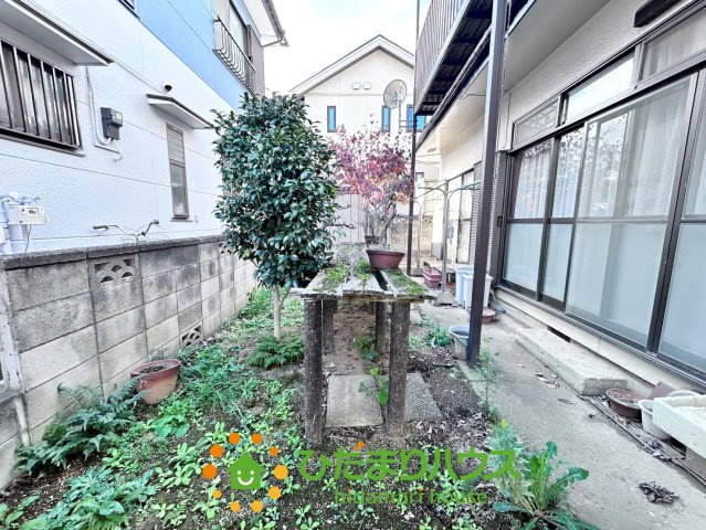 白岡市篠津　中古一戸建ての庭