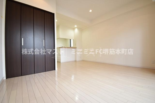 BRAVI上本町の居間・リビング|※建物内別間取参考写真