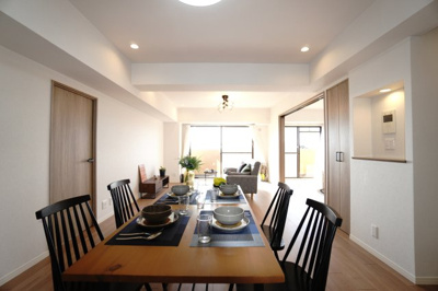 【居間・リビング】 | 【上質リノベ】ライオンズヒルズ田方 | 室内（2025年3月22日8：00頃）撮影