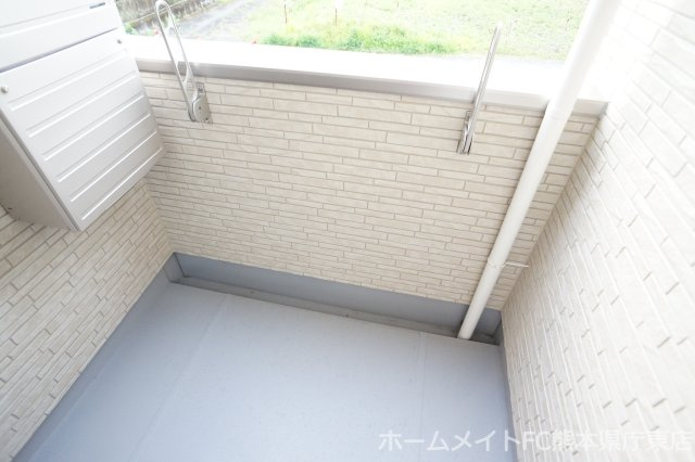 上益城郡益城町大字馬水のアパートのバルコニー