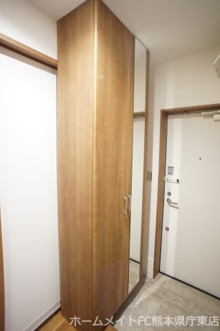 上益城郡益城町大字馬水のアパートの玄関