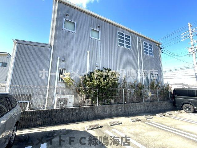大高1-2階テナントの外観