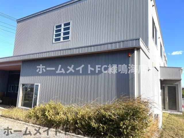 大高1-2階テナントの外観
