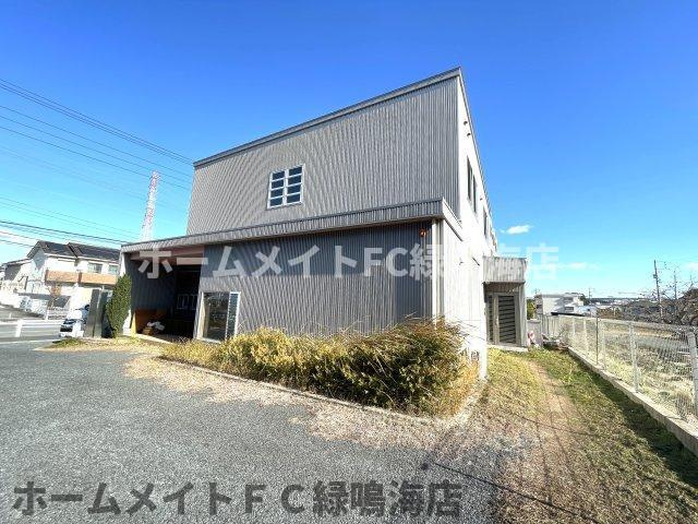 大高1-2階テナントの外観
