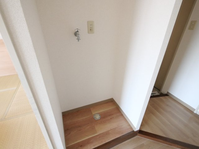 サンレイディアンスOkudaの設備|洗濯機置き場