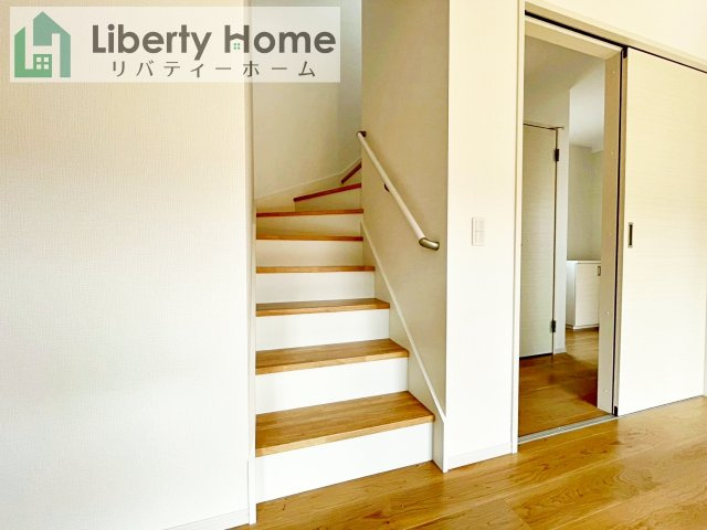 日立市東金沢町8期　新築戸建の内装