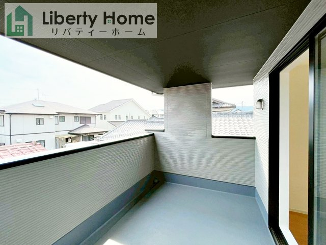 日立市東金沢町8期　新築戸建のバルコニー