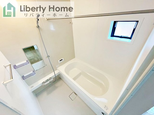 日立市東金沢町8期　新築戸建の浴室