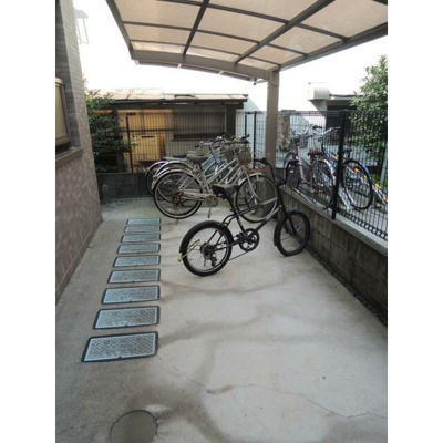 【その他共用部分】 | 今野ビル | 駐輪場あり。