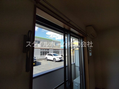 【バルコニー】 | I-STAGE東岩田 | イメージ写真です。