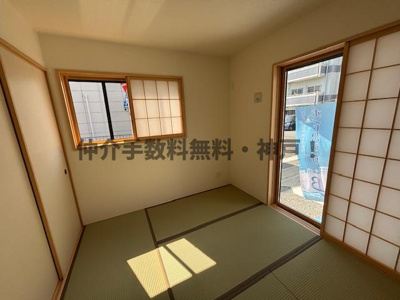 【和室】 | 神戸市西区北別府5丁目　新築戸建2号棟　仲介手数料無料！ | 和室です