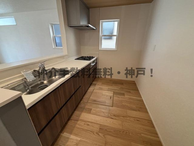 【キッチン】 | 神戸市西区北別府5丁目　新築戸建2号棟　仲介手数料無料！ | きれいなキッチンです