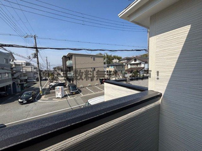 【バルコニー】 | 神戸市西区北別府5丁目　新築戸建2号棟　仲介手数料無料！ | バルコニーからの眺めを楽しみながら食事をしませんか