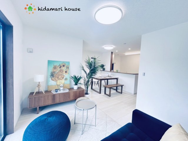 川島町下伊草　新築戸建　いろどりアイタウン　07の居間・リビング|LDK16.1帖