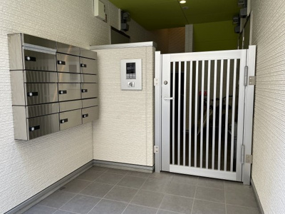 【エントランス】 | ランペドゥーザ