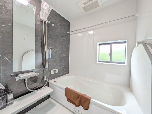 八王子市　石川町　新築一戸建て　６期の浴室|～のびのびくつろげるバスルーム　１日の締めくくりに癒やしのバスタイムを～