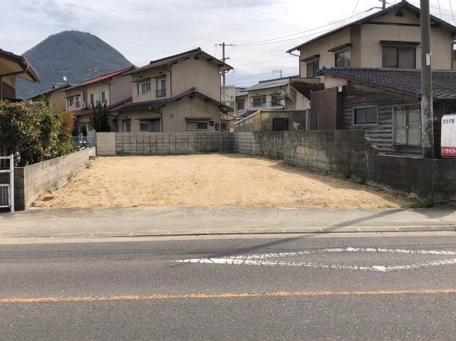 丸亀市川西町北　売土地の外観